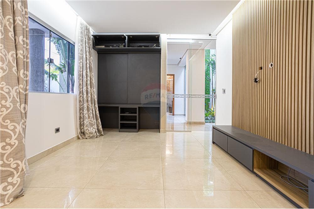 Exclusiva Residencia en el B Mcal Estigarribia, foto 3
