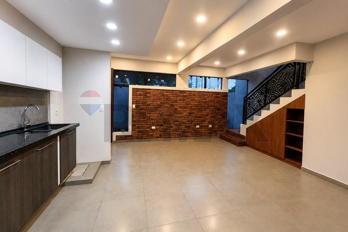 Dúplex En Venta Lambaré, Zona San Roque González Moderno Dúplex, foto 4