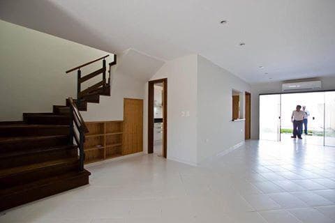 Hermoso Dúplex De 3 Habitaciones En Suite, más Escritorio, foto 3