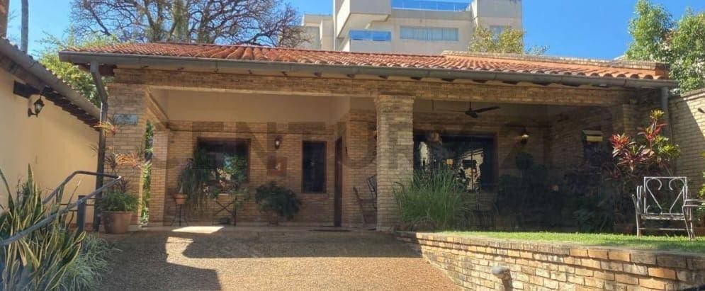 Hermosa y amplia propiedad en esquina en zona privilegiada de Asunción, foto 3