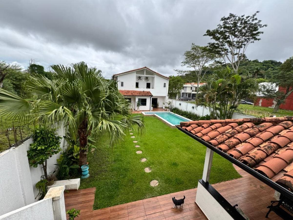 Casa en asuncion ita enramada