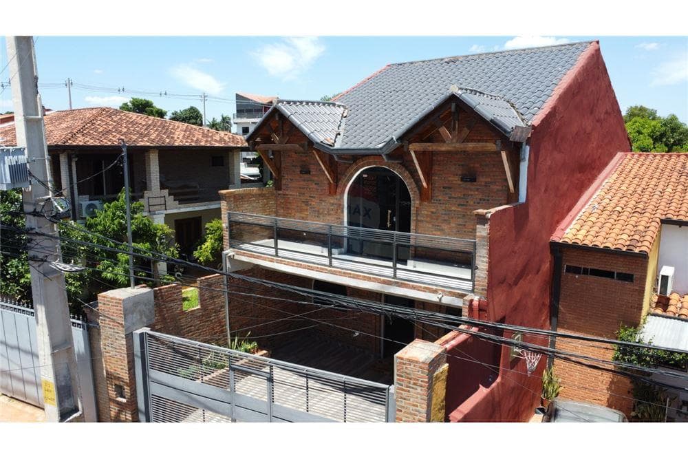 Vendo dúplex con piscina en fdo. De la mora zona norte