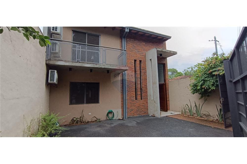 Hermoso Duplex en Lambaré — foto 2