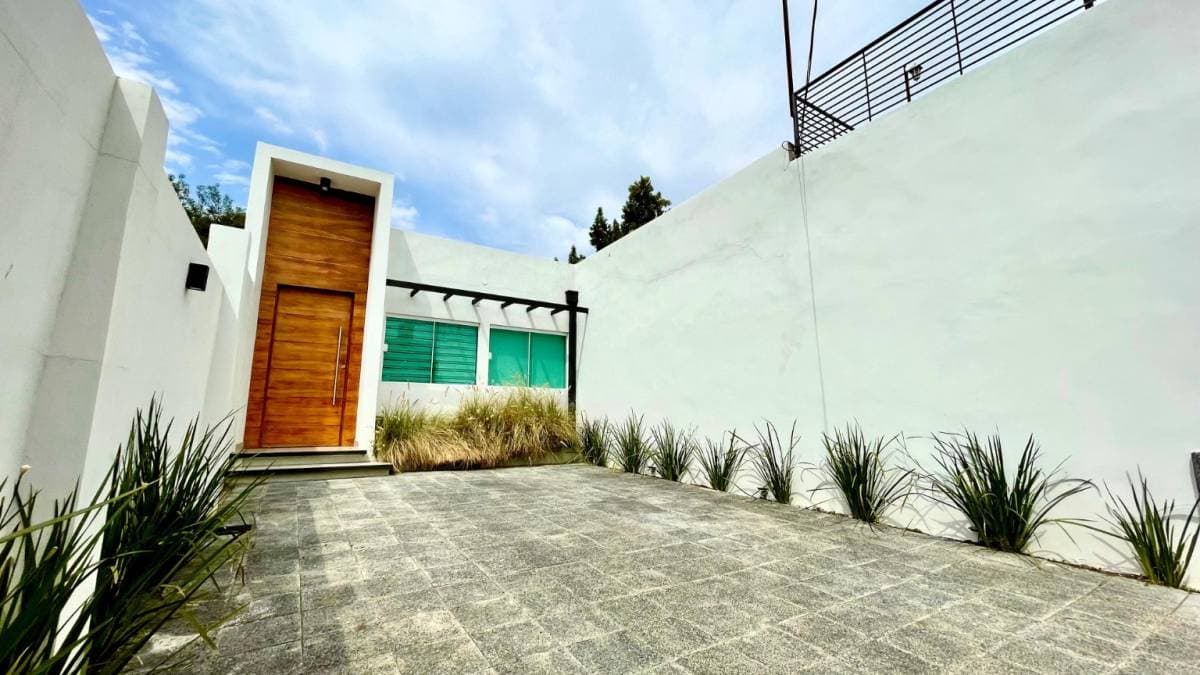 Chalet amoblado de 2 dormts en barrio Las Lomas, foto 3