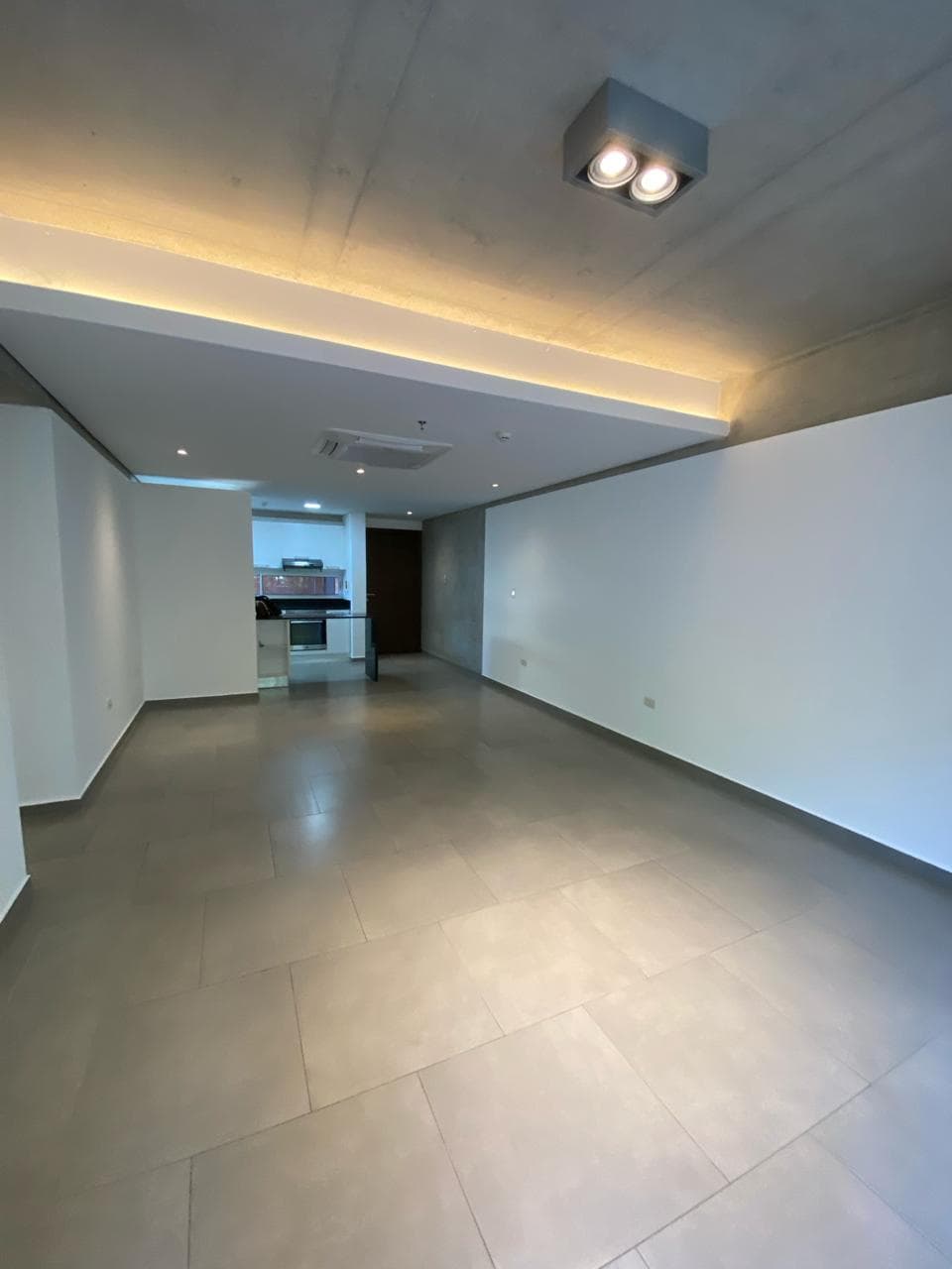 Financio 50% dpto, 3 dorm, Ciudad Nueva, Plaza Batallón 40, 131 m2