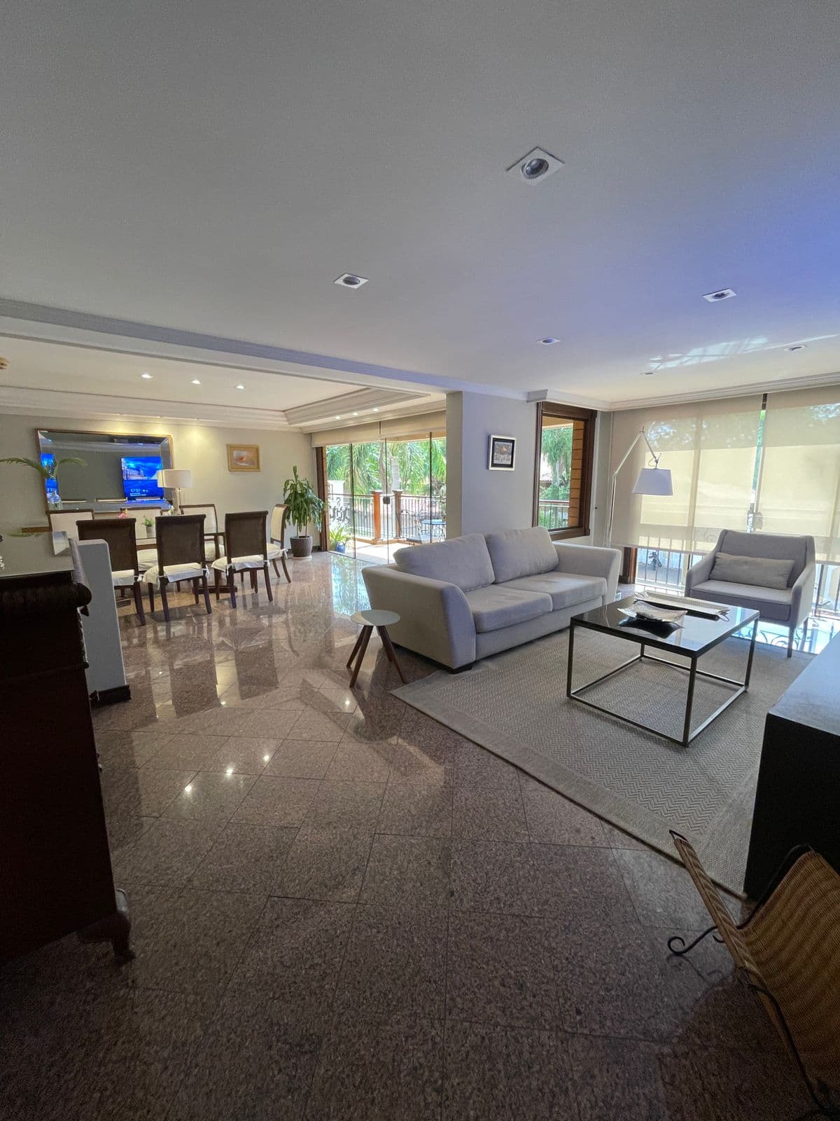 Aquilo Amplio Depto de 3 habitaciones Con O Sin Muebles. Mcal Estigarribia, foto 4