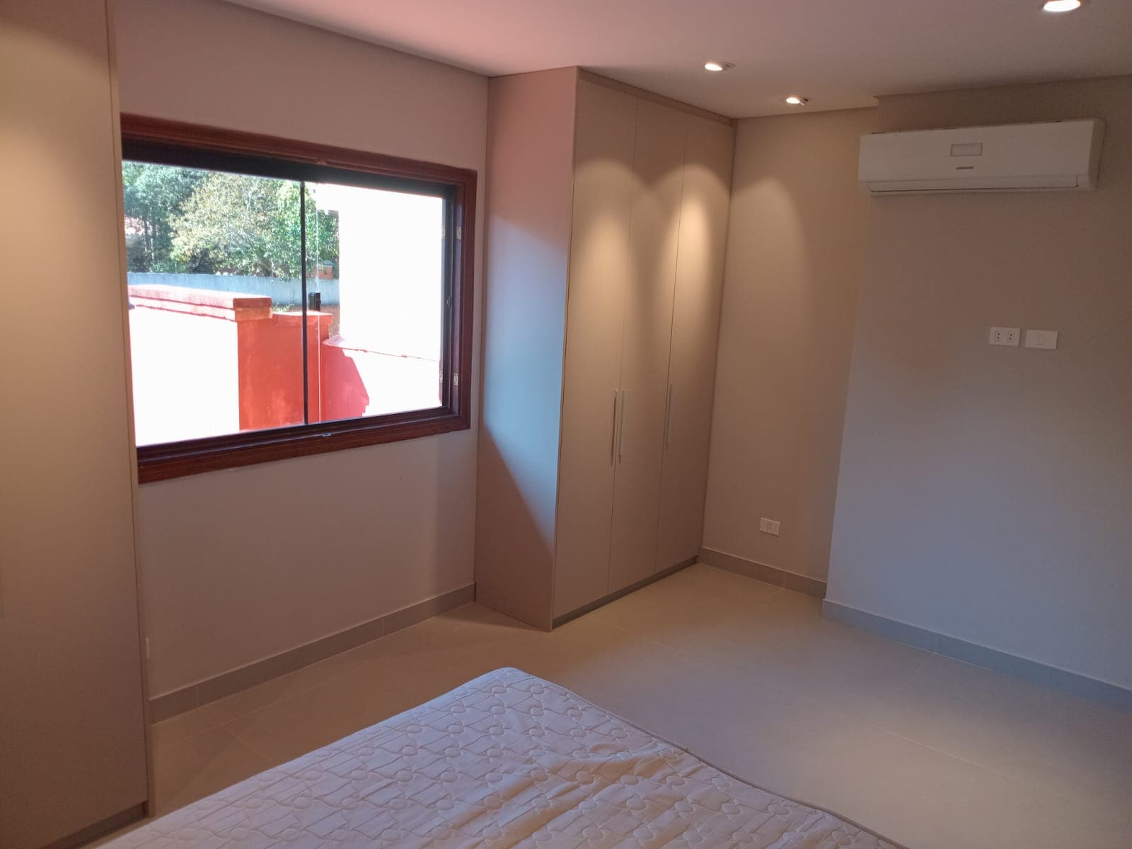 Casa Lujosa Amoblada - Los Laureles, foto 5