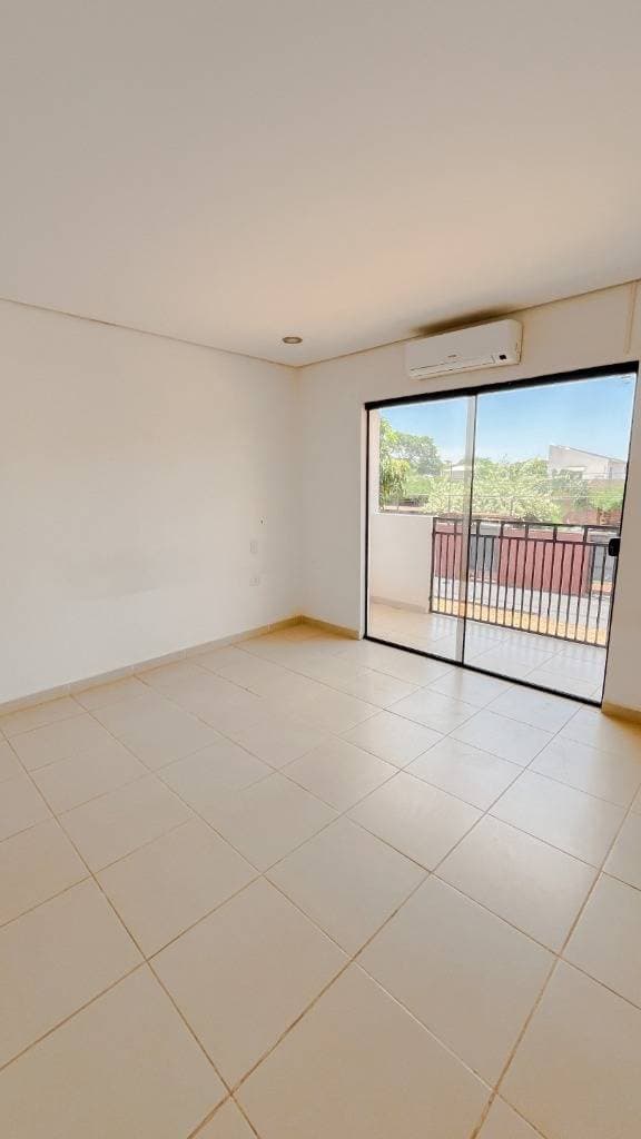 Casa Luque - Laurelty (Z/ Av. Andrés Insfran) . ID 54172 — foto 5