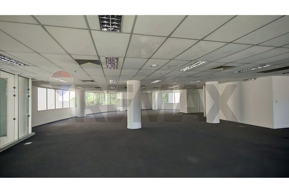 En venta Piso corporativo completo s/ Aviadores del Chaco — foto 5