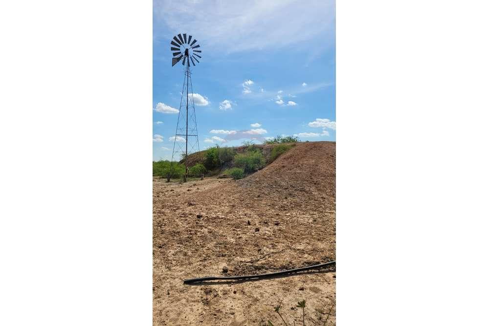Estancia formada de 970 ha, foto 5