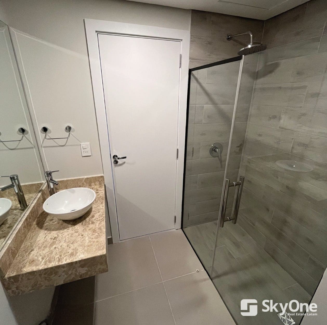 Departamento de 2 dormitorios en venta en Zuba IV, Luque, foto 2