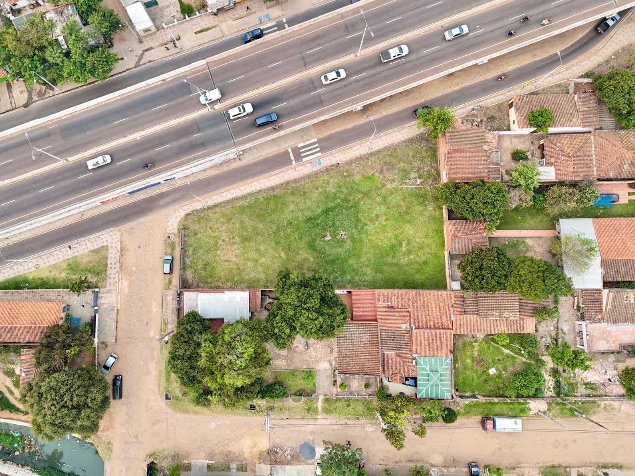 EN VENTA - Terreno sobre Av. Primer Presidente — foto 4