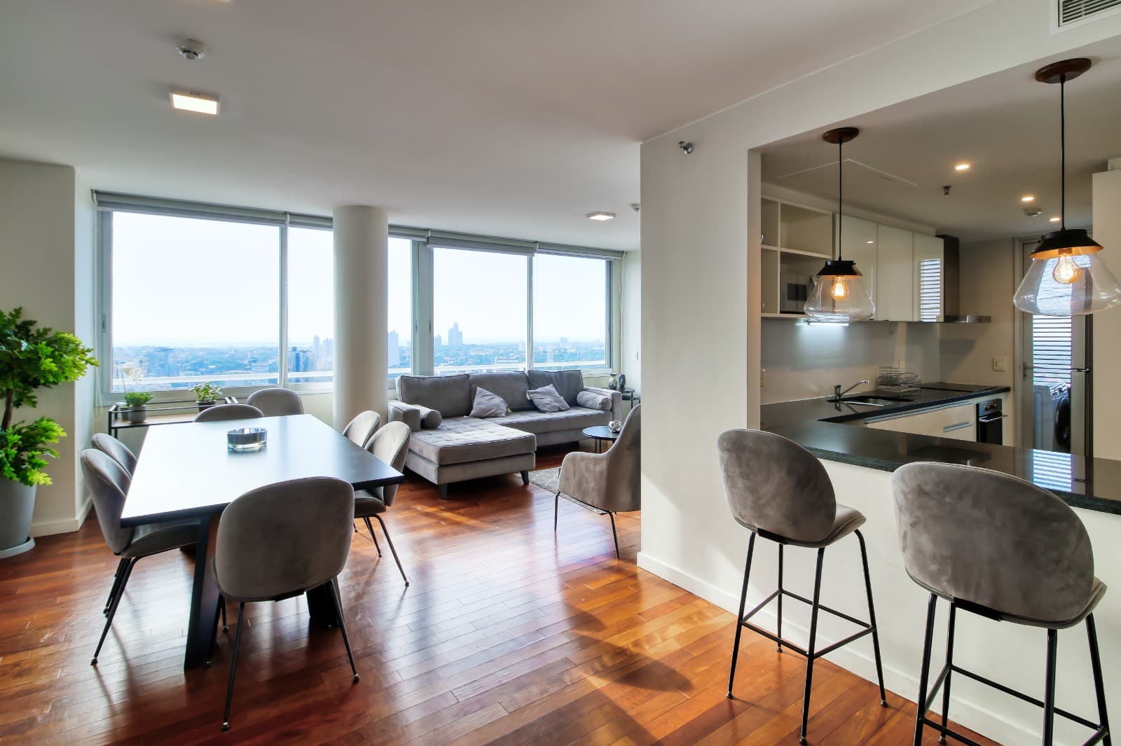 Depto de tres habitaciones full amoblado sobre santa teresa, foto 4