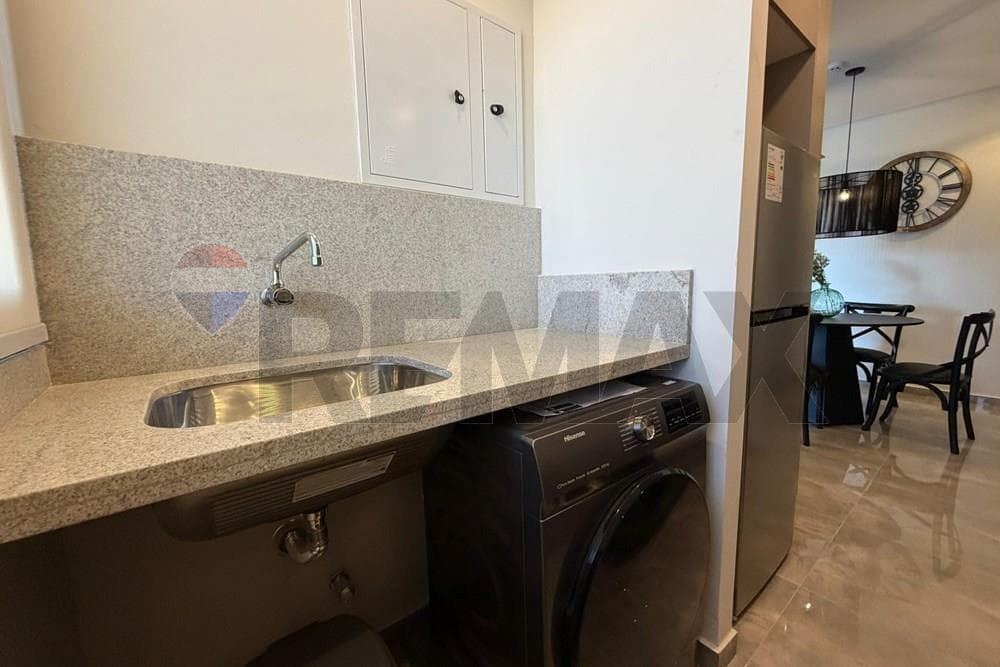 Departamento - Alquiler - Las Lomas (Carmelitas), Asunción, Paraguay — foto 2
