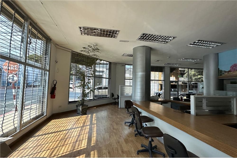 Amplia oficina en PB, Edificio Corporativo, CENTRO, foto 2