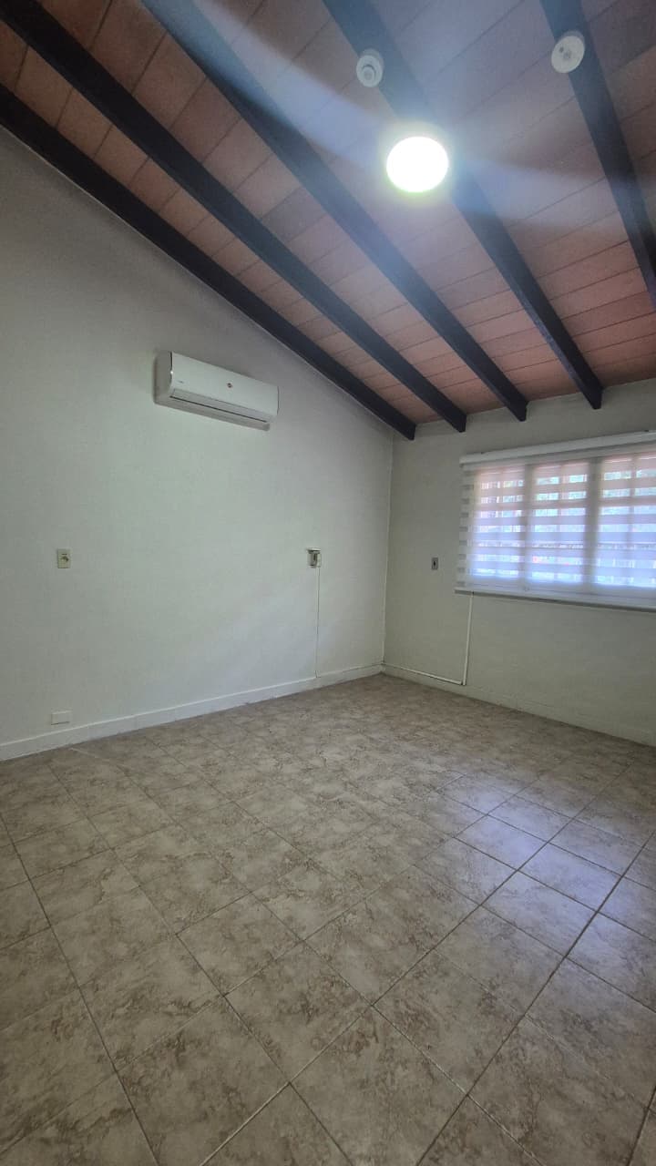 O vendo casa para oficina o consultorio en Recoleta – Villa Morra, foto 3