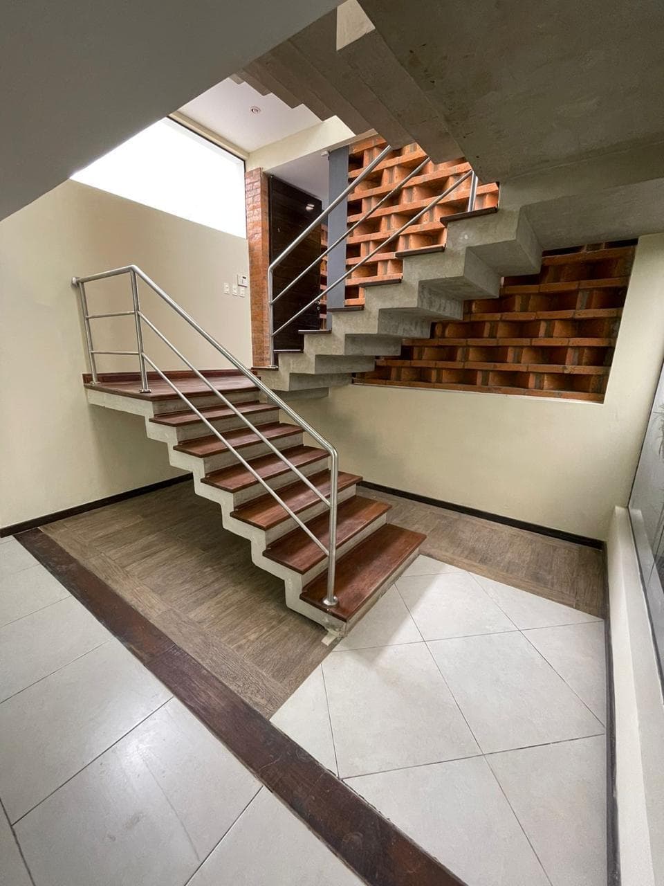 Espectacular Casa en Mburucuya - LHO7681966, foto 2