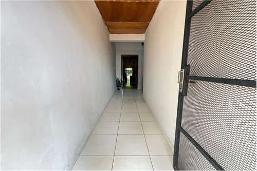 Casa-Venta-Cnel Cabrera e/ Eusebio Lillo Robles, Ycuá Satí, Asunción, foto 1