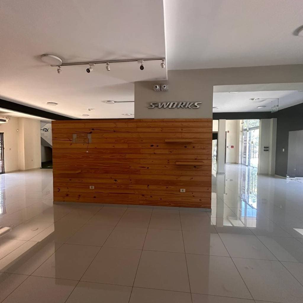 Importante propiedad comercial | barrio villa aurelia, foto 5