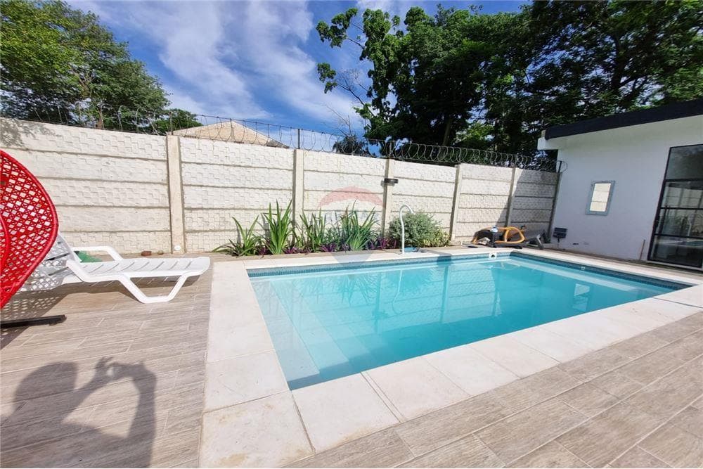 Super quinta vendo en Villa Elisa