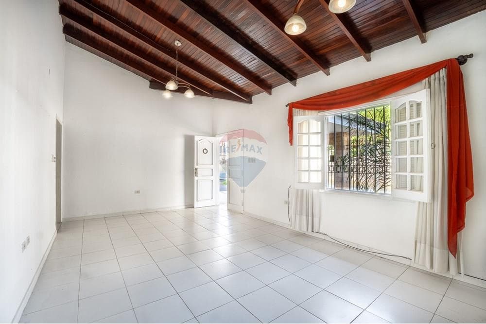 casa en esquina - Lambare zona Arete — foto 5