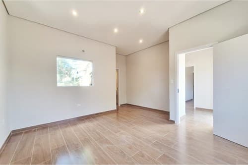 de CASA en Luque, Central, foto 5