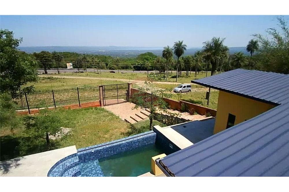 Tu casa de verano en la cima del cerro caacupe, foto 1
