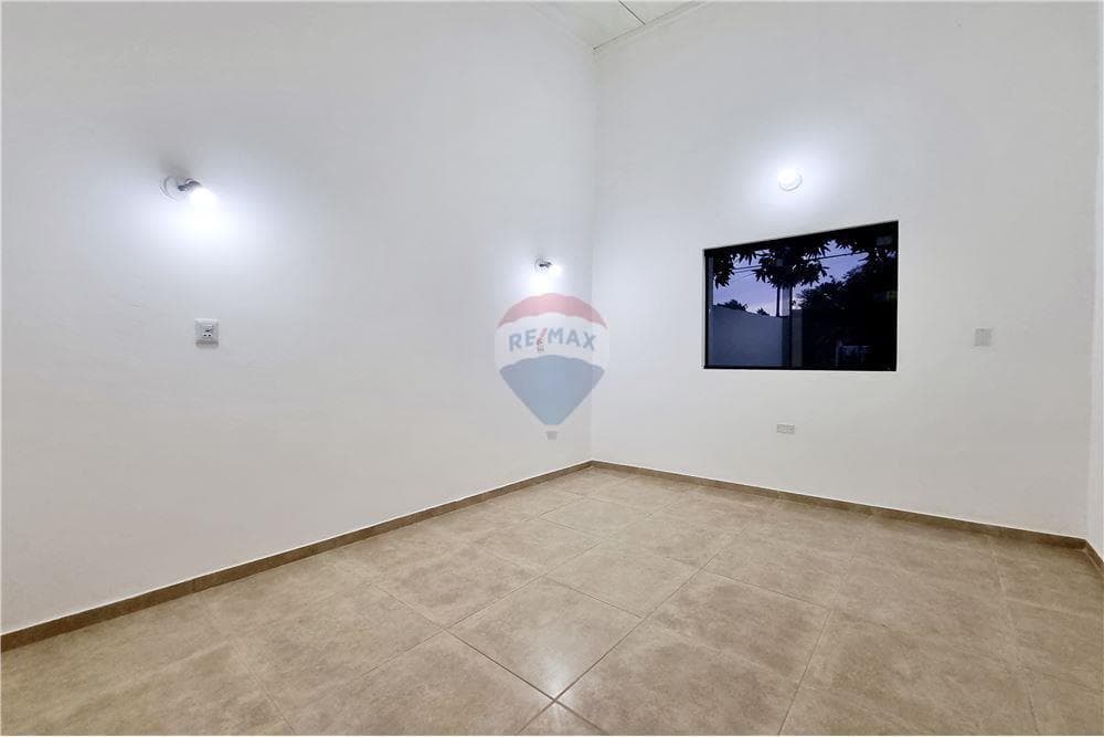 Chalet a estrenar en isla bogado - Luque, foto 4
