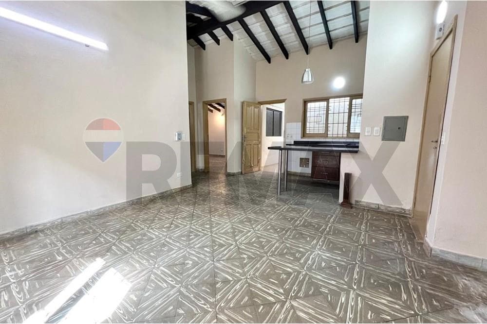 Casa - Alquiler - Lambaré, Central, Paraguay, foto 4