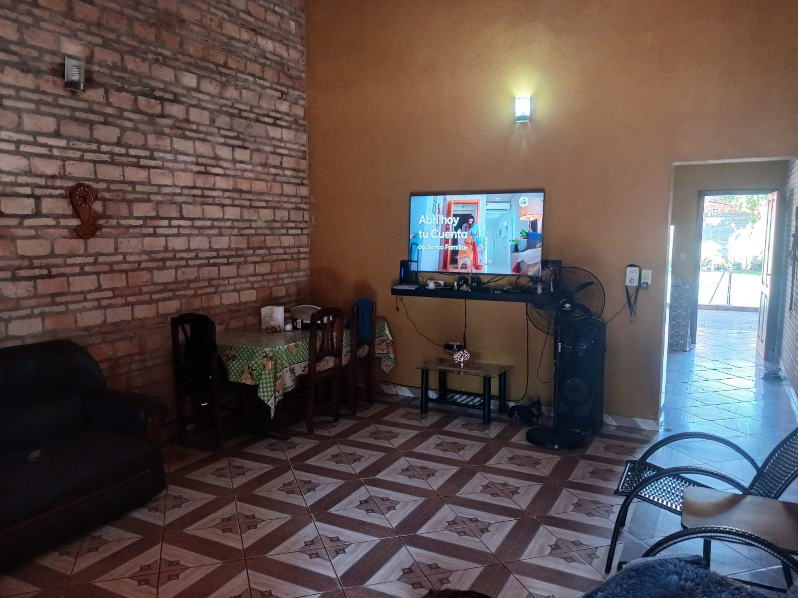 Casa Con Piscina En San Lorenzo, foto 2