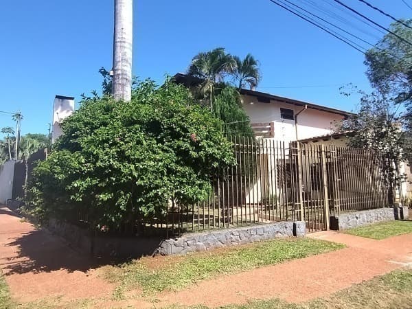Hermosa casa en fdo de la mora zona norte, laguna grande, foto 3