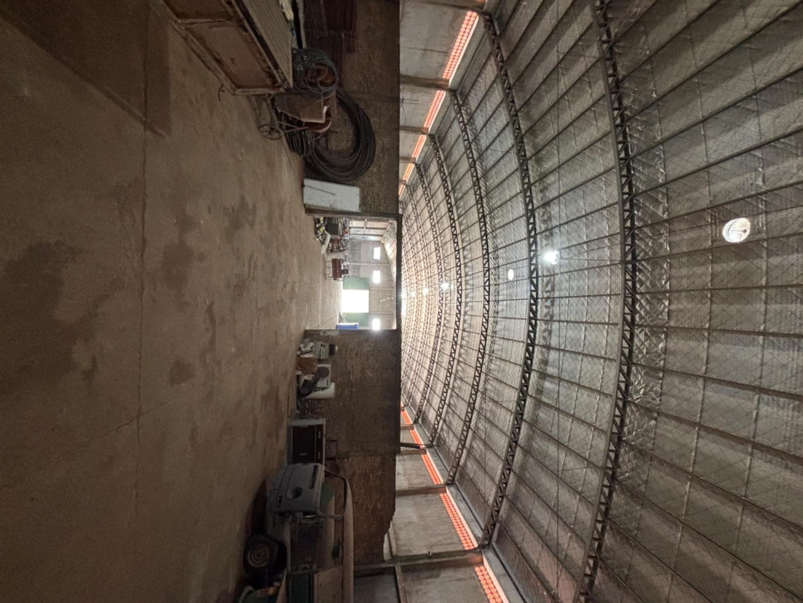 Deposito en cde - 1.600m2, foto 2