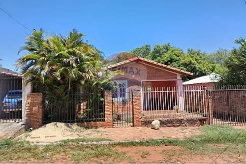 Casa en Aregua