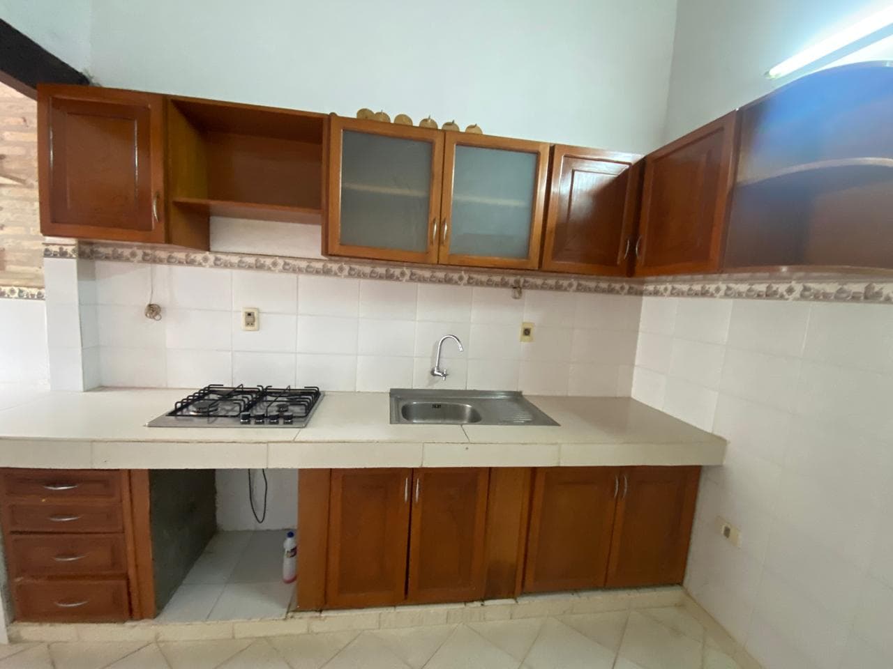 Casa De Seis Dormitorios En Mariano Roque Alonso — foto 5