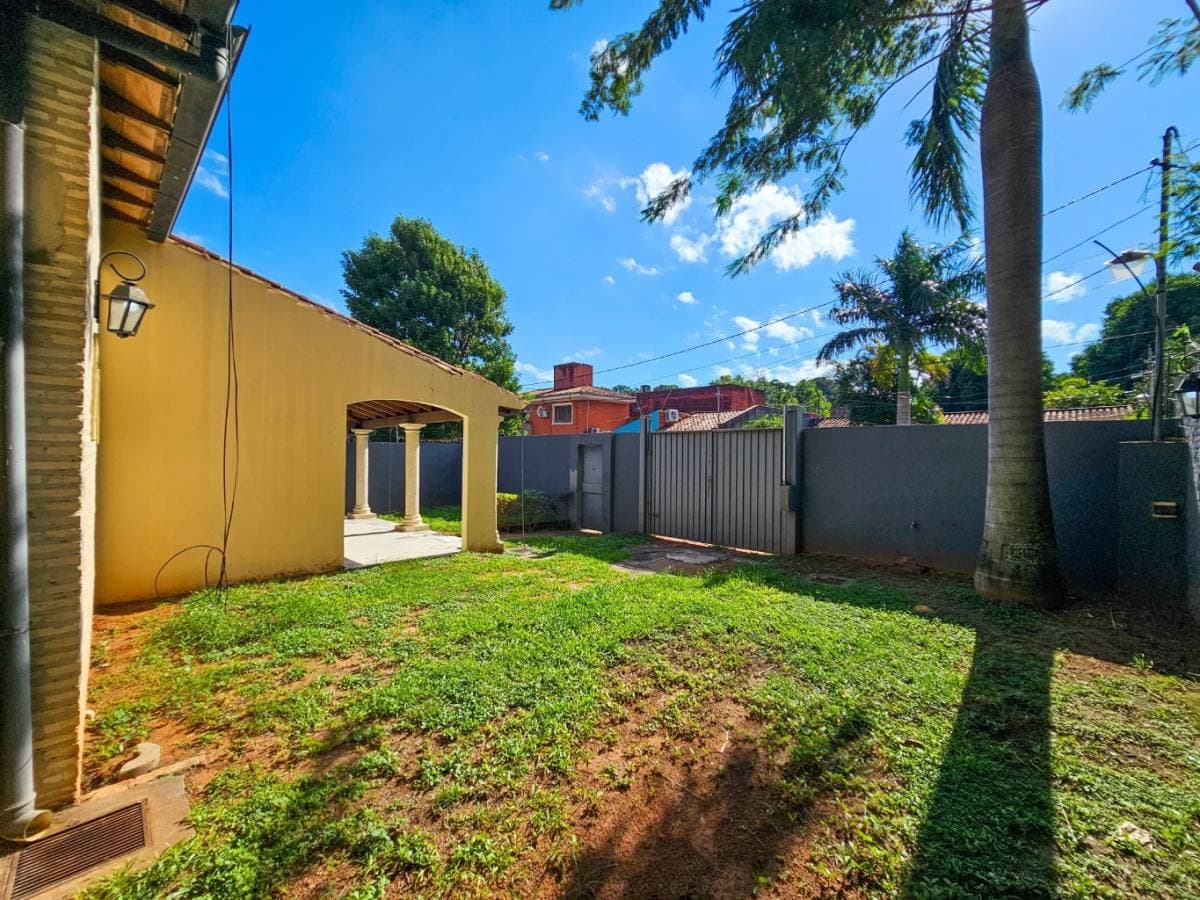 Casa en el centro de lambare, foto 3