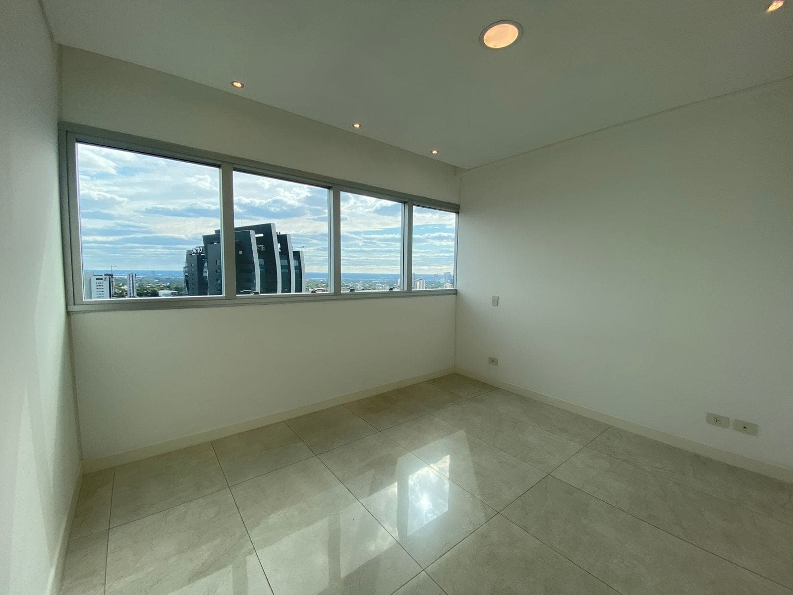 de Departamento en Edificio Eminent, foto 2