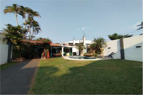 Casa-Venta-ytoror, Fernando de la Mora, Central, foto 4