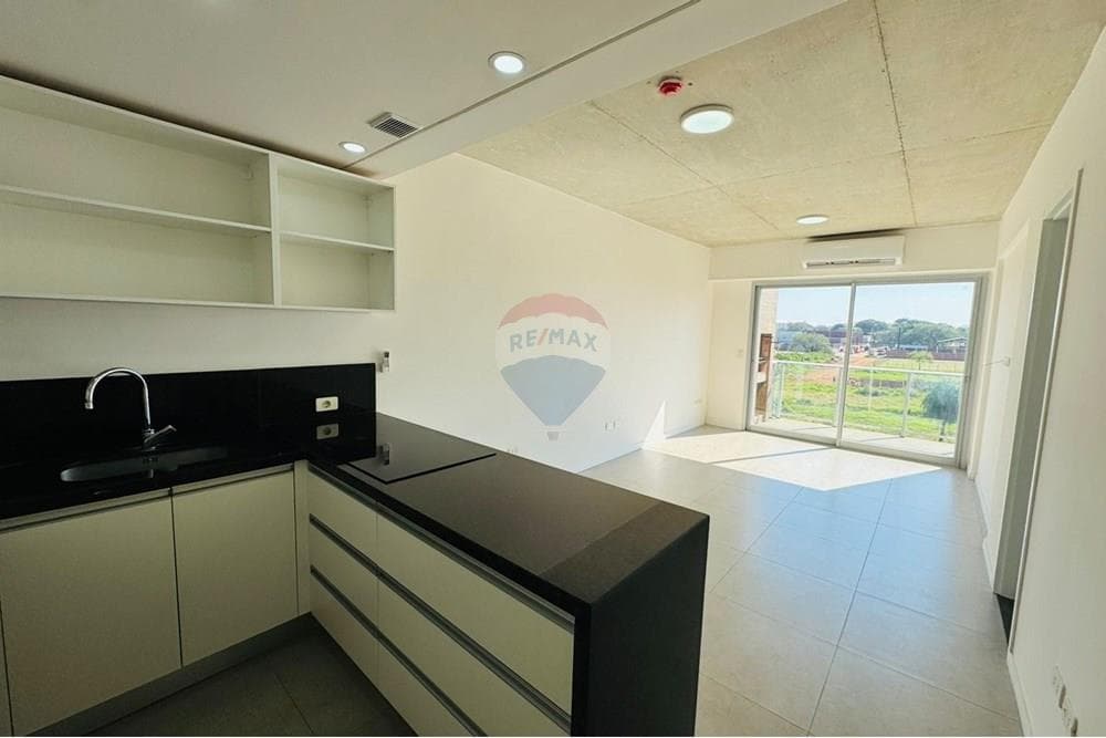 Departamento - Alquiler - Luque, Paraguay — foto 2