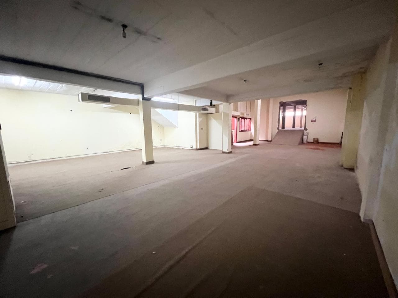 En Alquiler Edificio para Oficinas / Depósito en San Vicente A418, foto 5