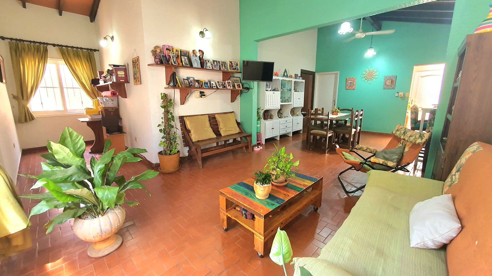 En venta casa en Barrio Herrera, foto 3