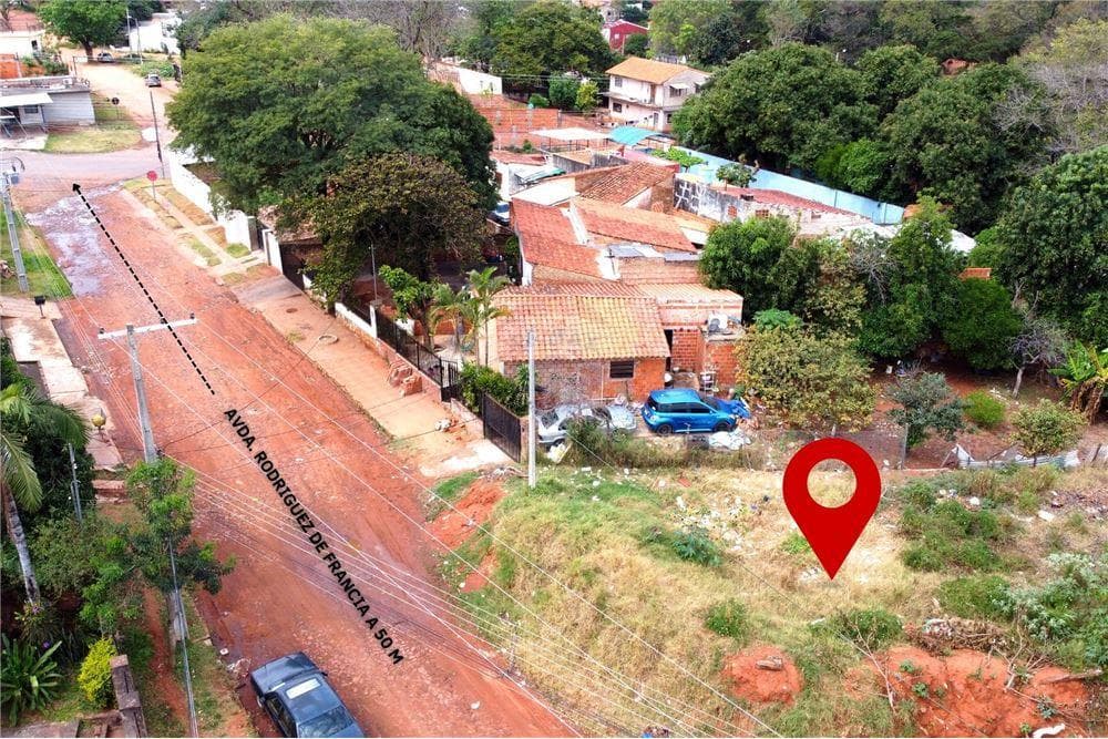 Terreno en esquina, B° Mbocayaty, foto 1