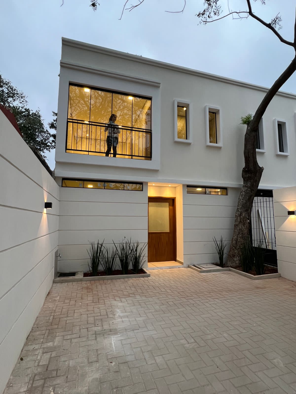 Únicos duplex estilo toscano ubicados detrás de la conmebol