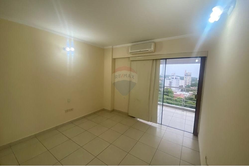 "Alquila Departamento En Las Lomas, Asunción", foto 4