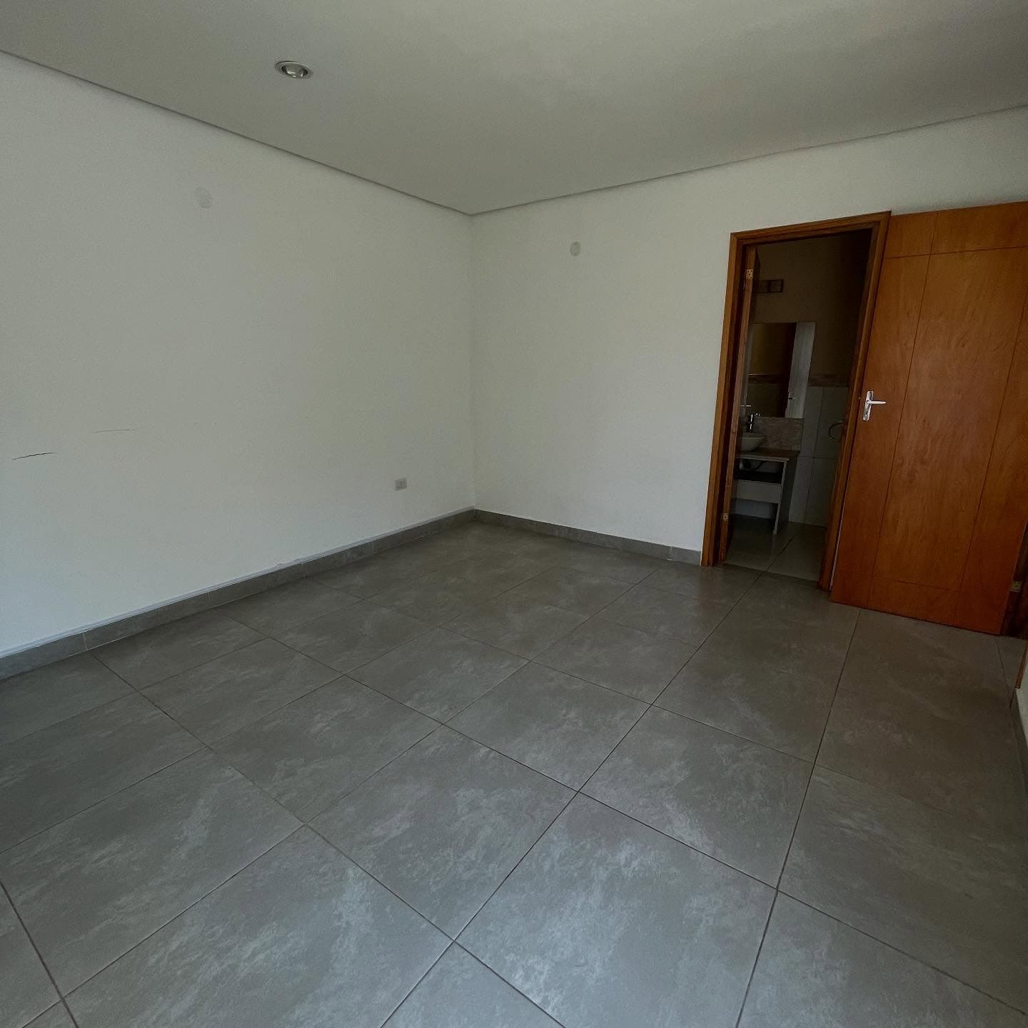 Duplex en venta en barrio villa aurelia, foto 2