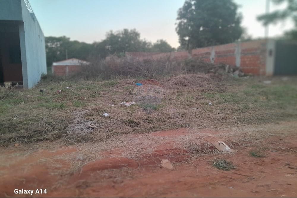 "Terreno Ideal en Luque para Tu Nuevo Hogar"