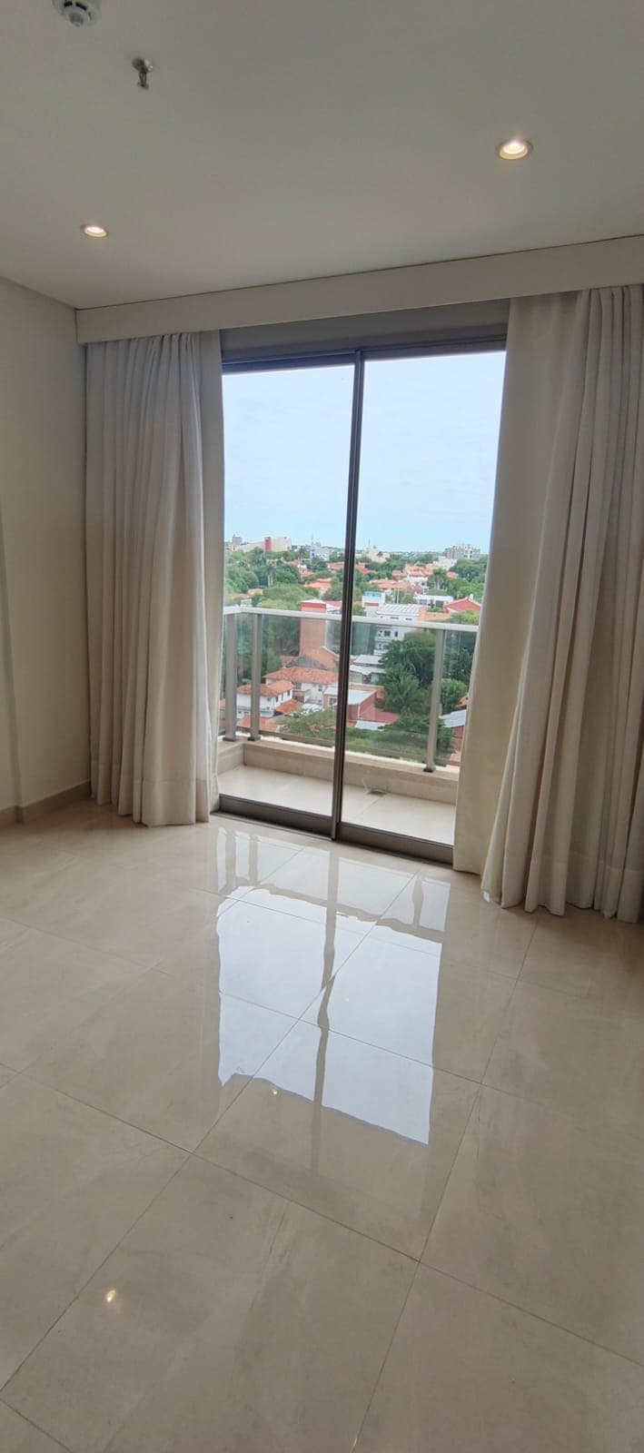 Venta/alquiler de departamento en molas lopez, foto 3