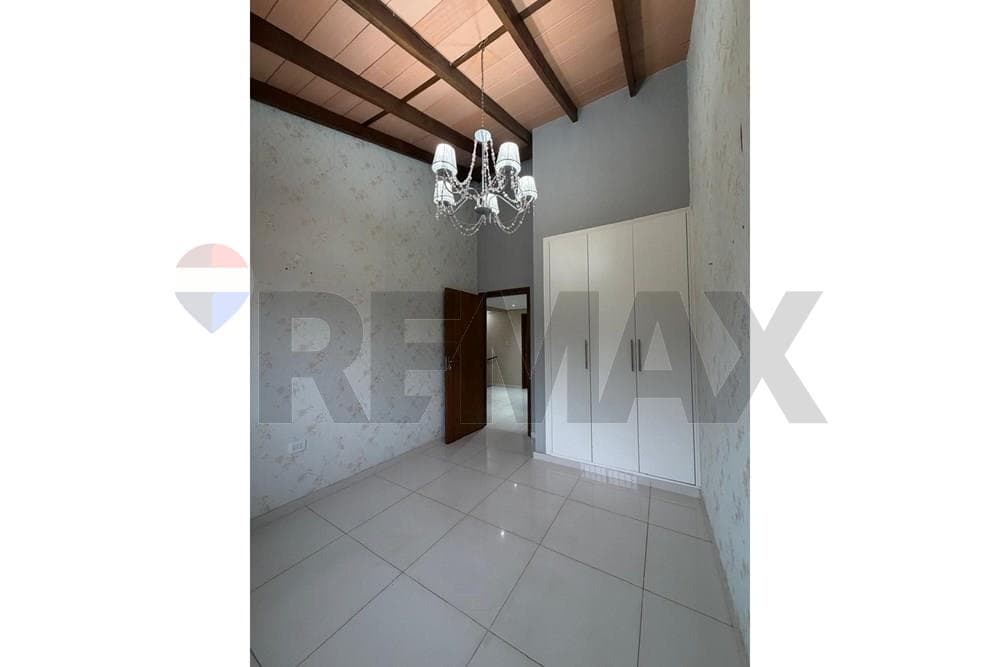 Amplio Duplex En Fernando de la Mora Z/ Norte, foto 5