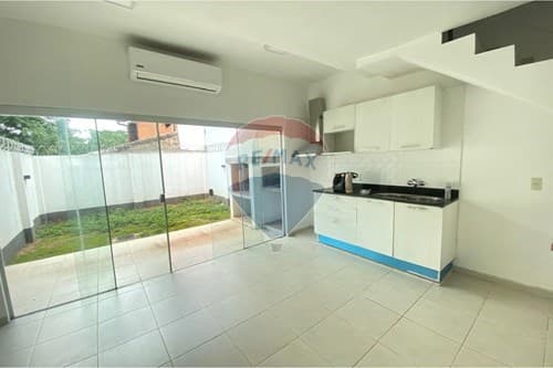 Tríplex a estrenar en Laurelty, zona Laguna Grande y minutos de Mcal,López, foto 3