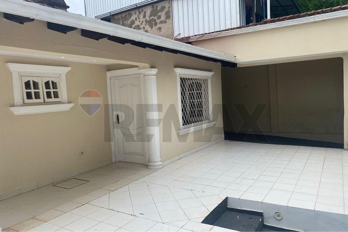 Casa familiar en Luque barrio campo grande — foto 3
