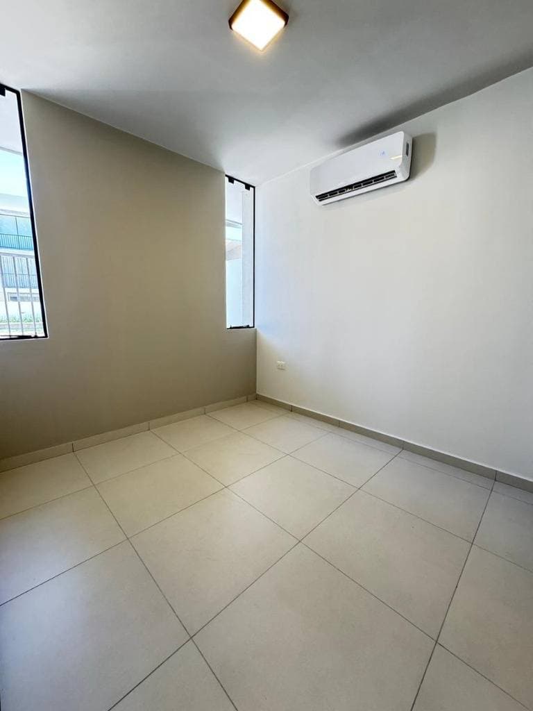 En alquiler dpto en el edificio insignia terra - 1 habitación con jardín en pb — foto 4